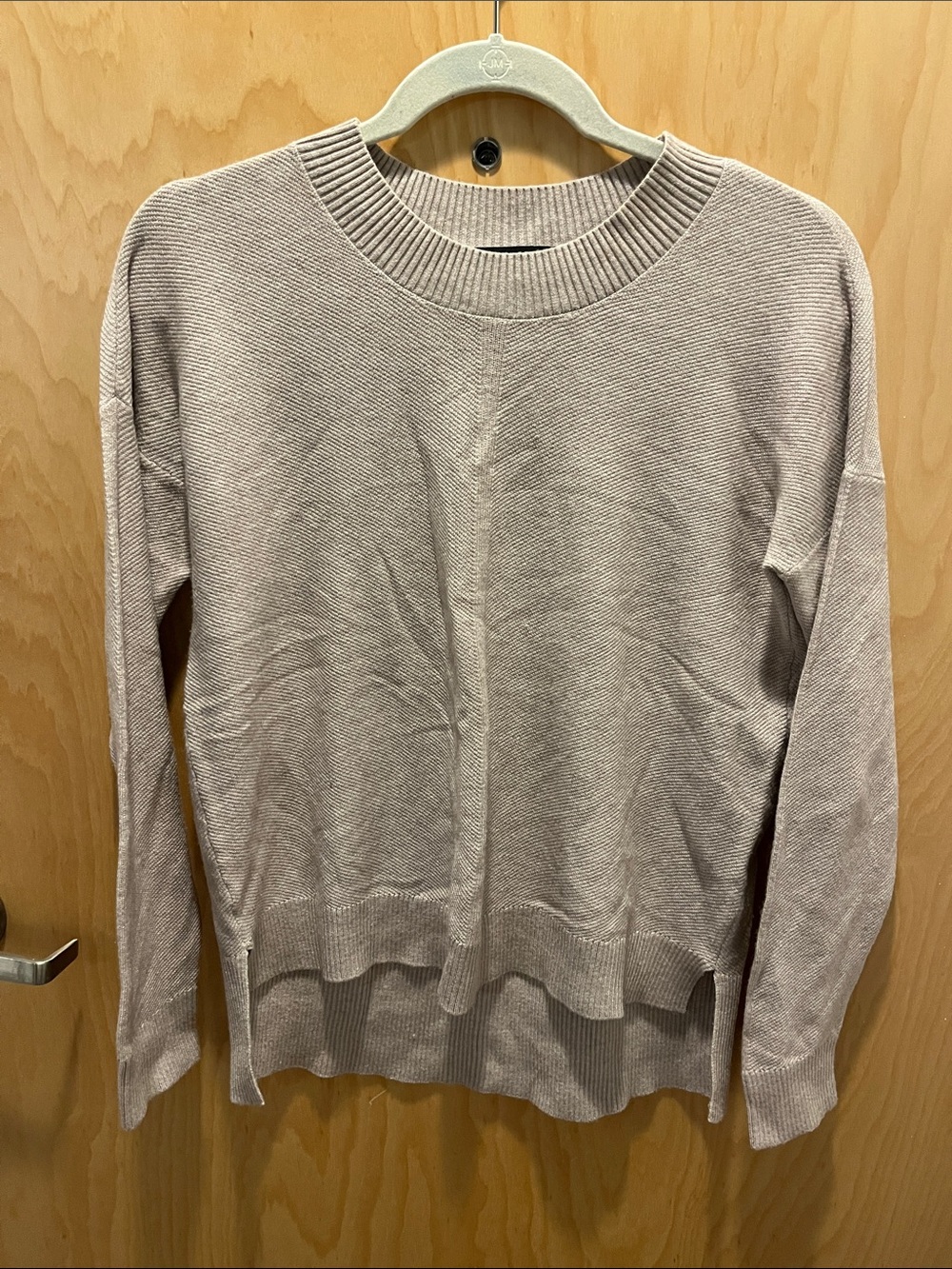 Women’s Lightweight Crewneck Sweater in Light Beige